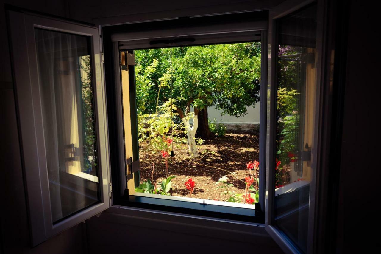Ferienwohnung House With Garden Near The Sea Agia Efimia Exterior foto