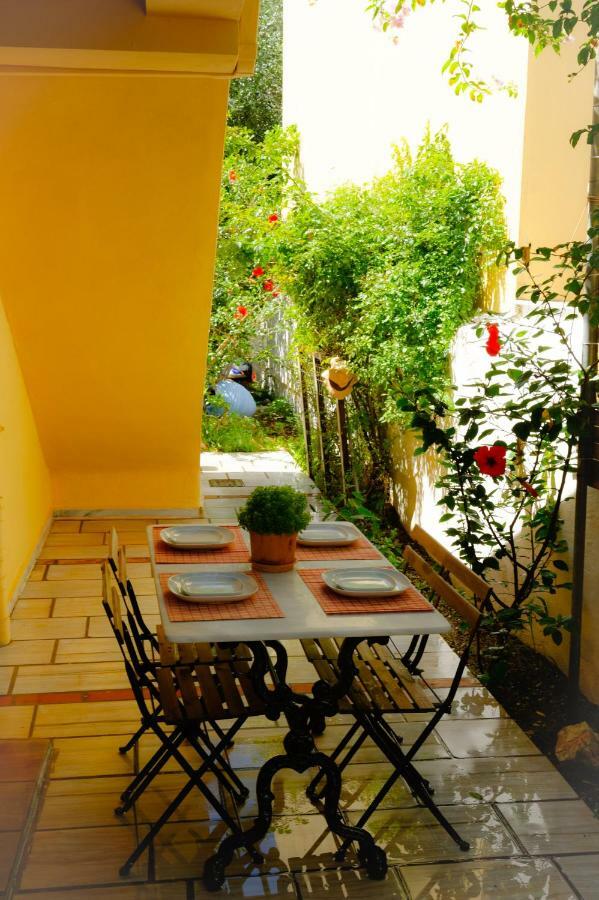 Ferienwohnung House With Garden Near The Sea Agia Efimia Exterior foto