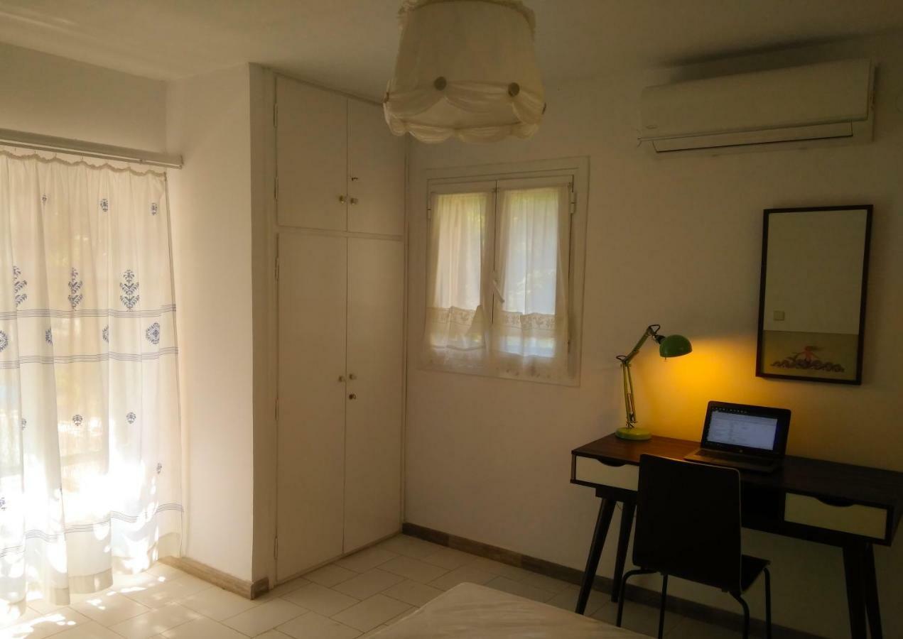 Ferienwohnung House With Garden Near The Sea Agia Efimia Exterior foto