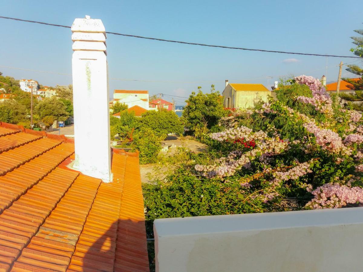 Ferienwohnung House With Garden Near The Sea Agia Efimia Exterior foto
