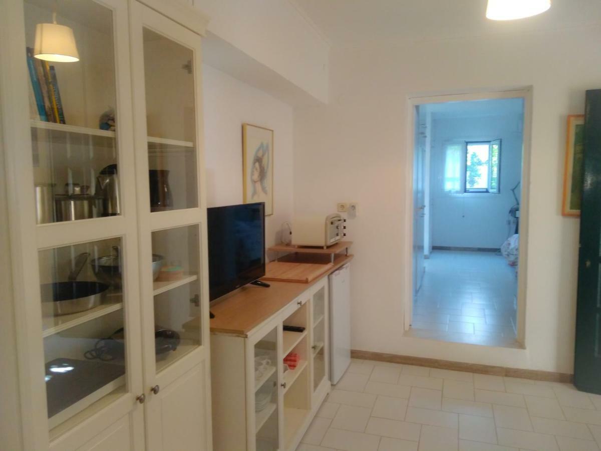 Ferienwohnung House With Garden Near The Sea Agia Efimia Exterior foto